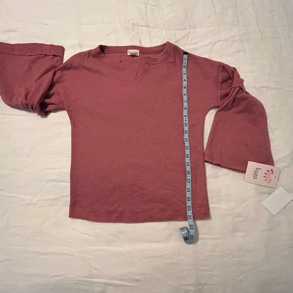 Baea Top - Picture 6 of 6